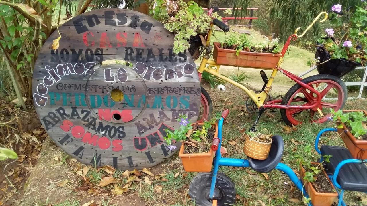 לינה וארוחת בוקר El Pedregal Sopó מראה חיצוני תמונה